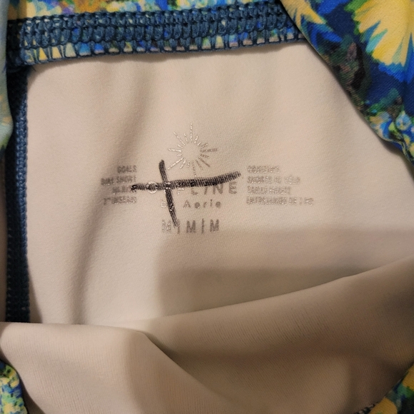 Aerie Offline Goals 3D 7" Bike Short Blue Floral Pattern Path Size Medium - Picture 3 of 5